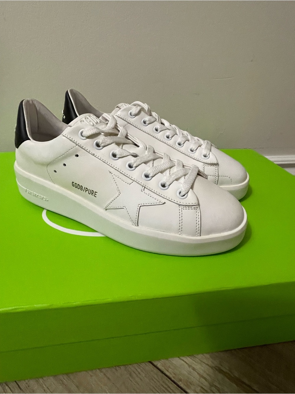 Golden Goose White Sneakers with Black Heel Patch NEW EU 38